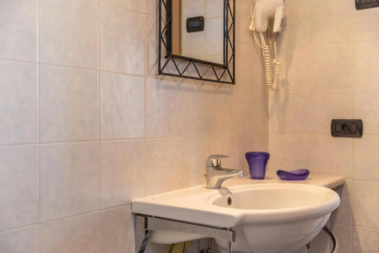 Sole - Casa Azzurra Piano Terra Apartman Livigno